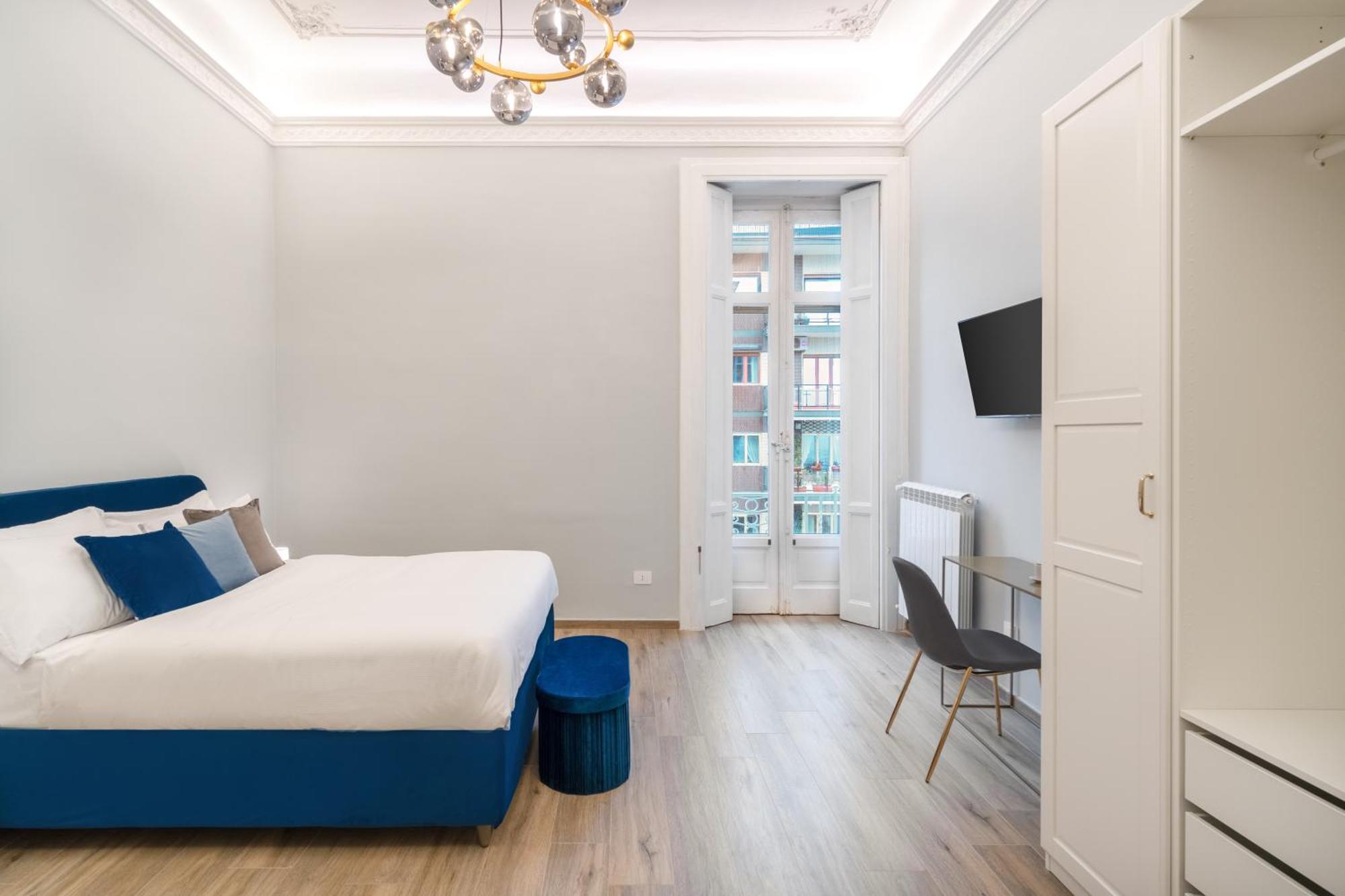 Palazzo Galeoni Luxury Suites Салерно Экстерьер фото